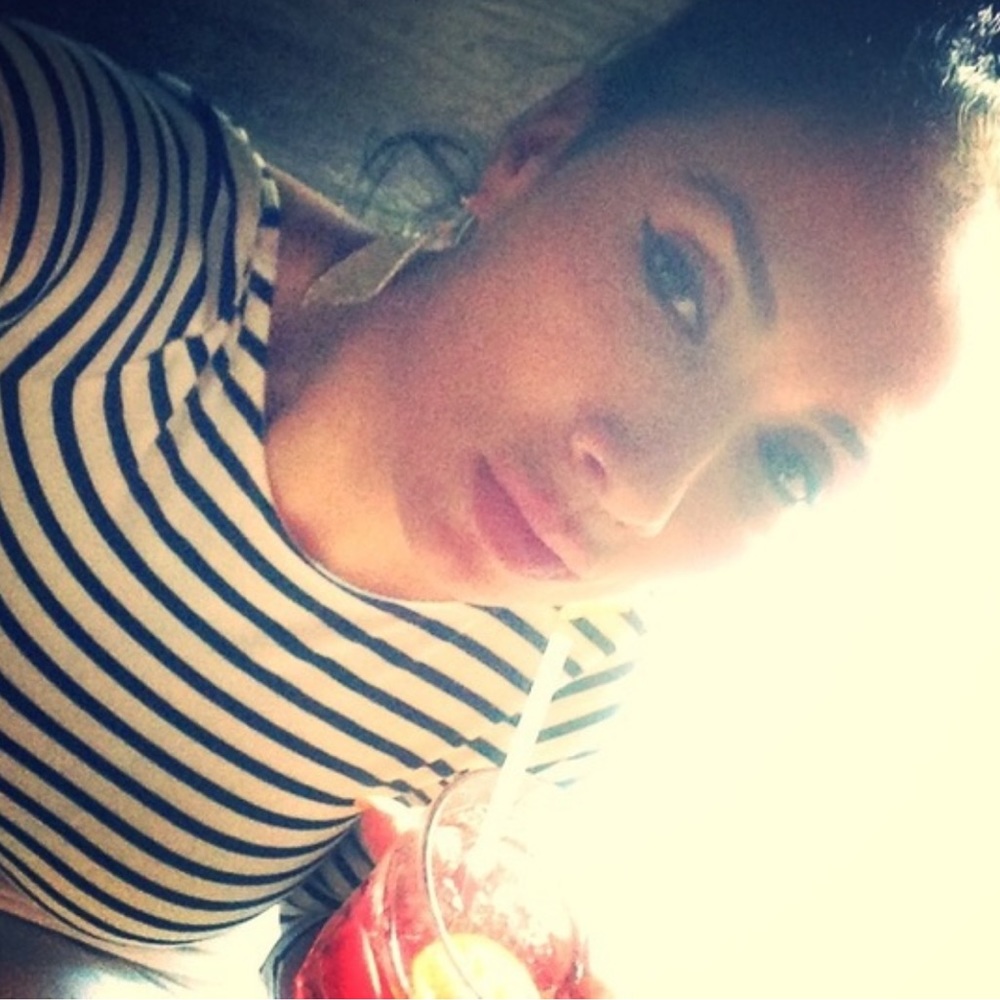 Meet your Posher, Brenda